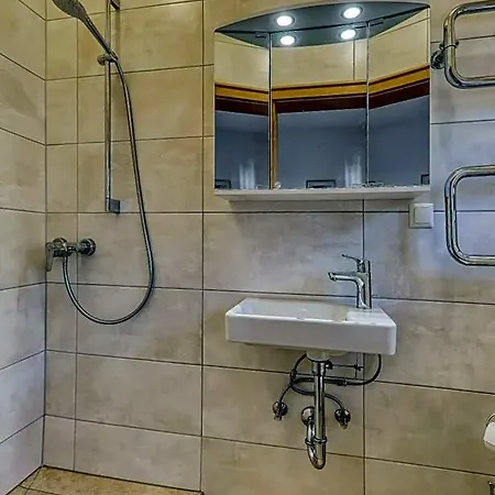 Bayerischer Hof Hotel 3*