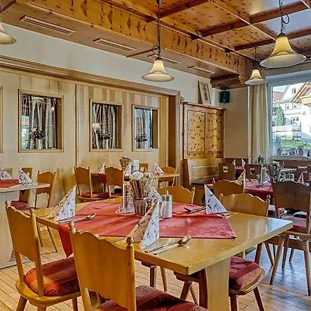 Hotel Bayerischer Hof 3*
