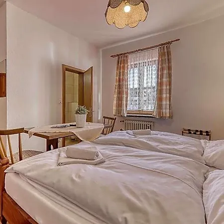 Bayerischer Hof Hotel 3*