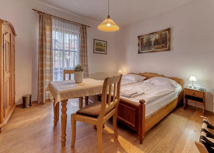 Bayerischer Hof 3*
